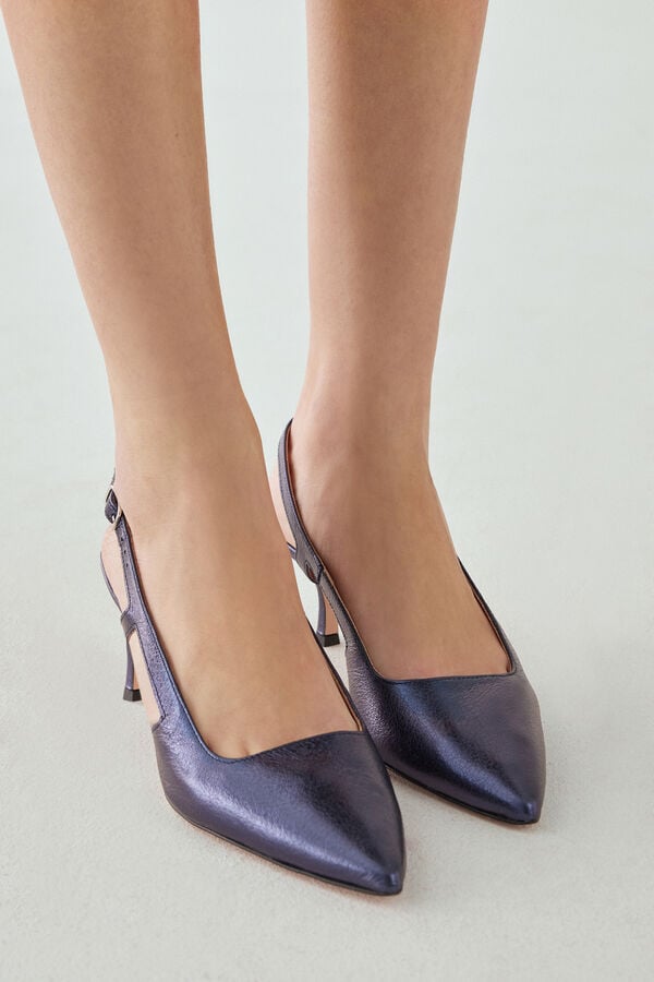 Slingback in laminated leather ocean blue