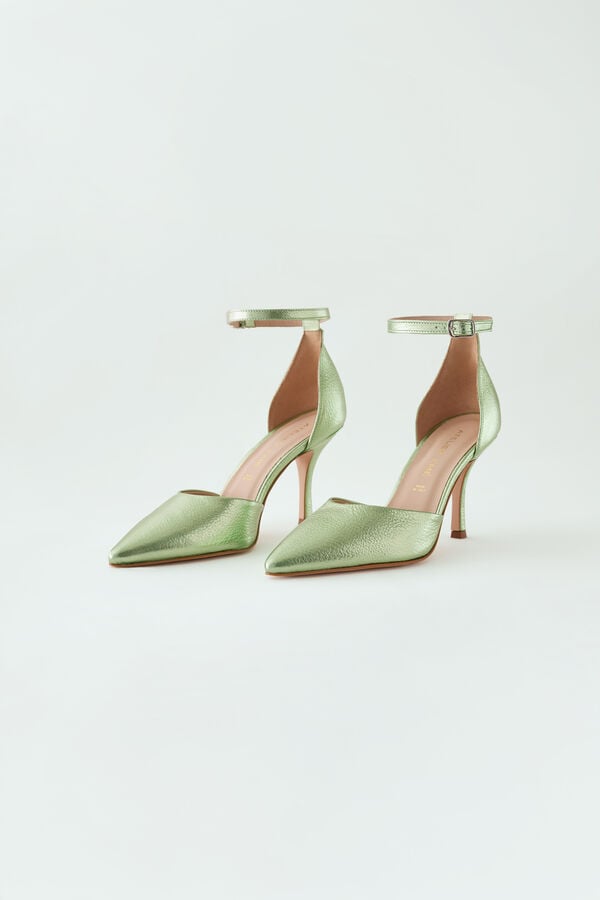 Laminated leather pumps sage green