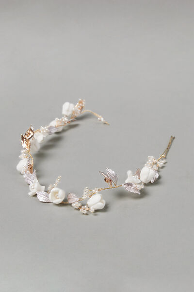 Accessorio per capelli con fiori e perle