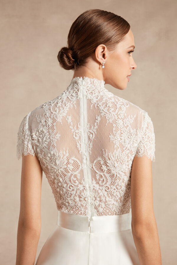 Short-Sleeved Lace Body avorio