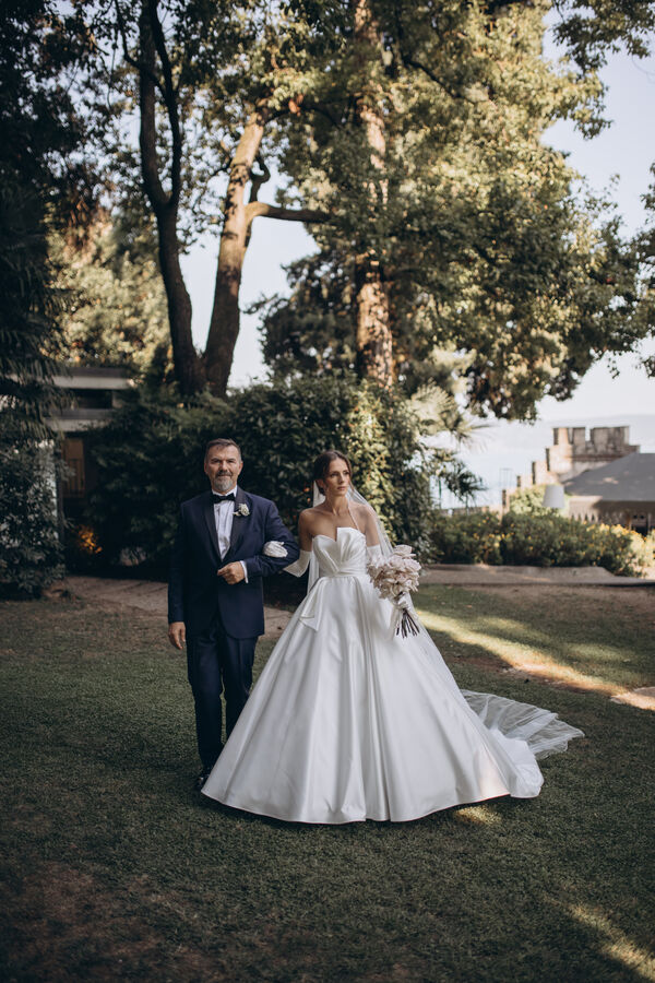 Madeleine Bridal Gown avorio